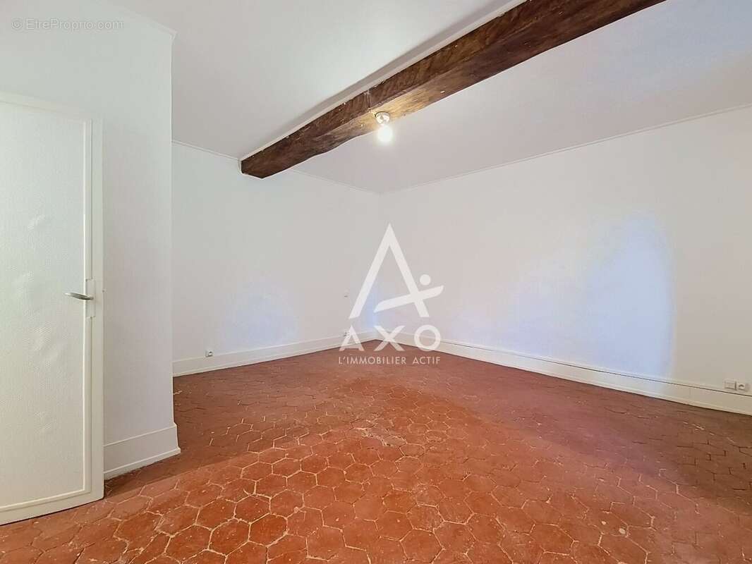 Grande maison rénovée à Auneuil   grange et jardin clos - photo 9