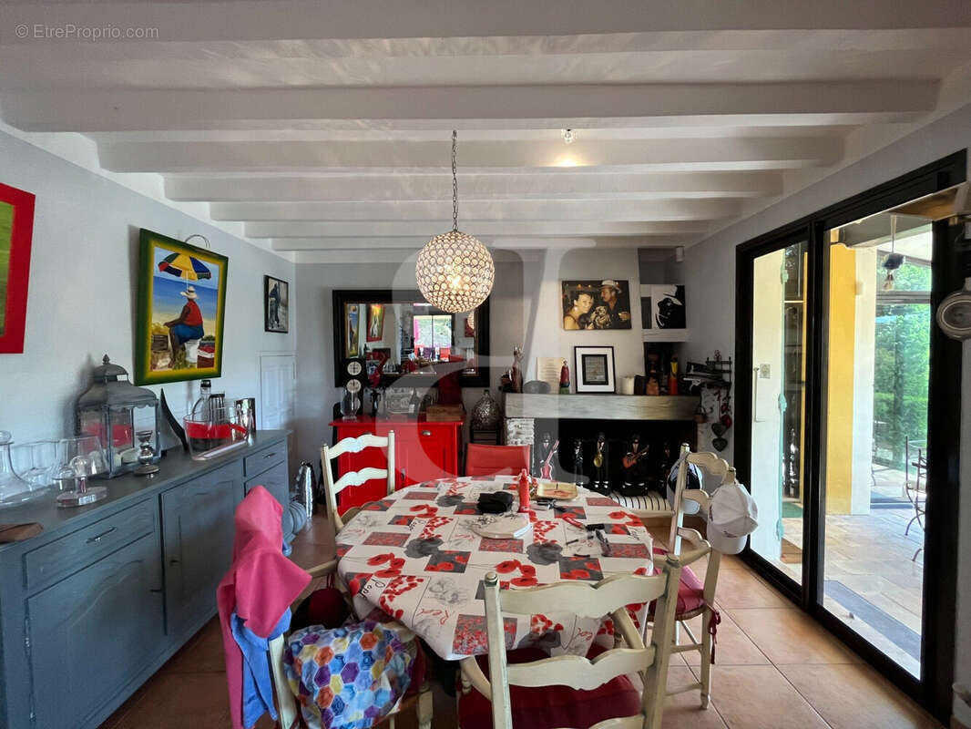 Maison à BEAUMES-DE-VENISE