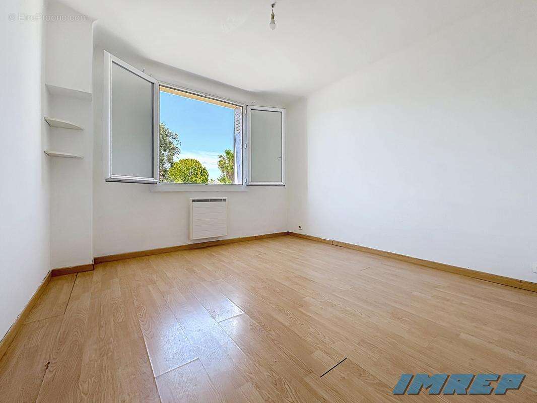 Appartement à MARSEILLE-9E