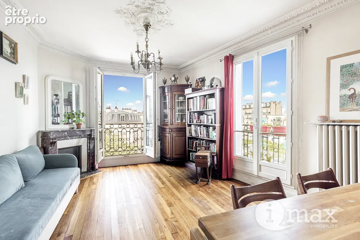 Appartement à LA GARENNE-COLOMBES