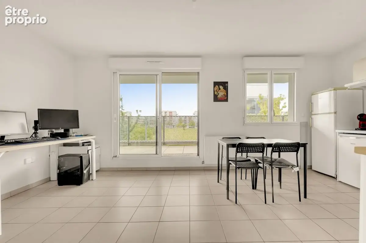 Appartement 2 pièces 45 m² à vendre à Beauzelle (31700) - photo 2
