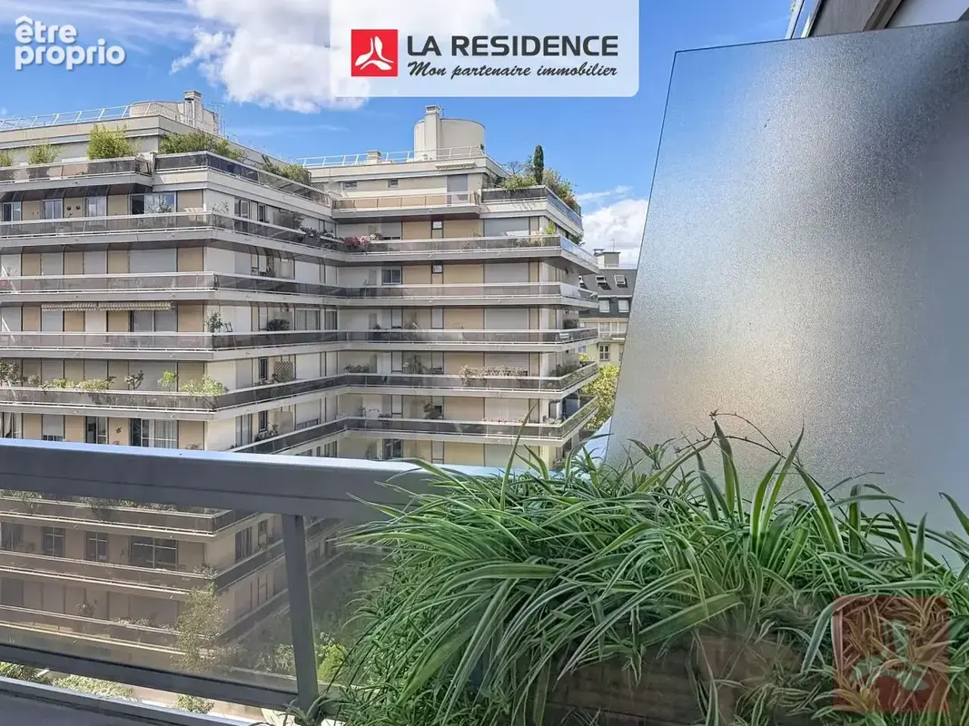 Appartement 75 m² à Paris-18e  - photo 7