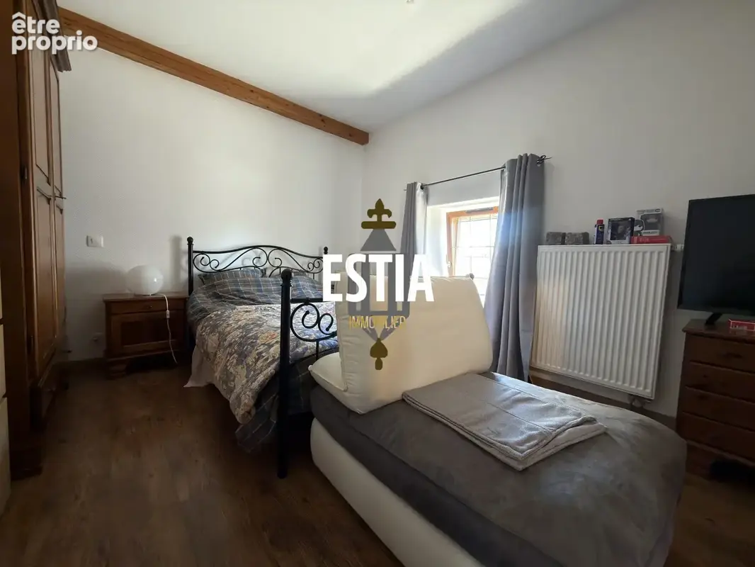 Maison 280 m² à Benamenil  - photo 8