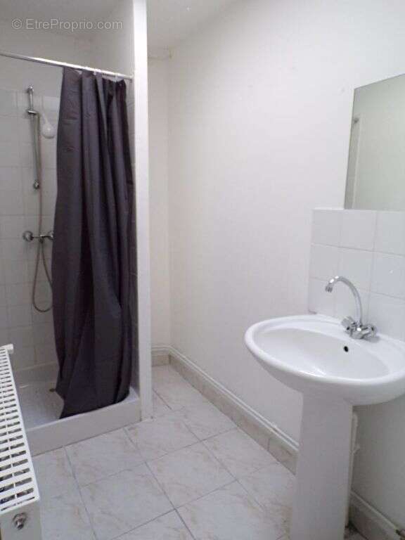 Appartement à RUGLES