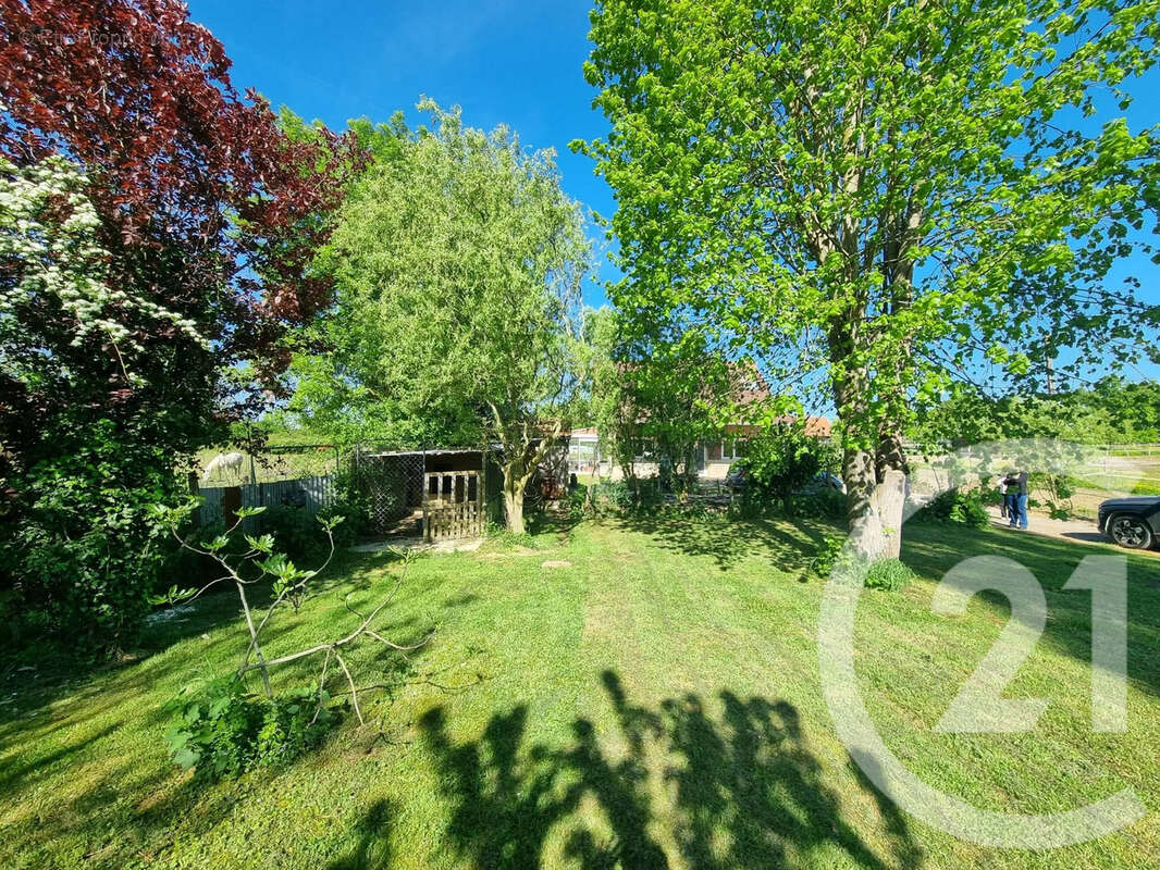 Maison à RANCY
