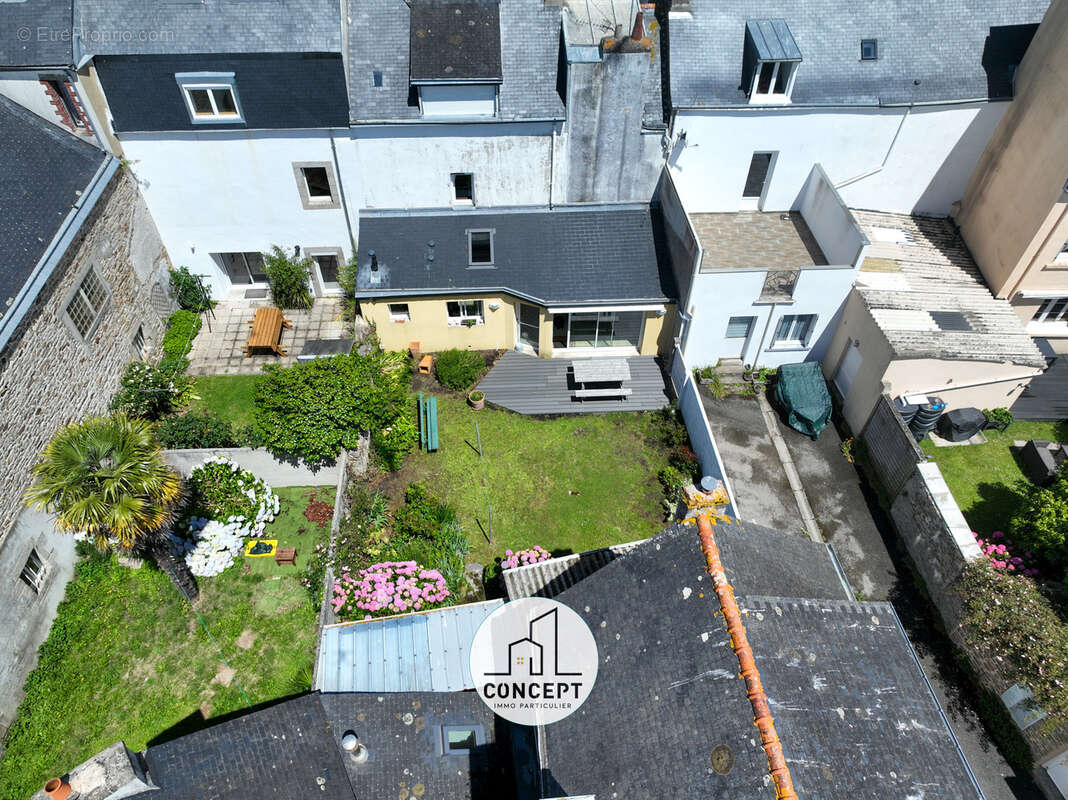 Autre à CONCARNEAU