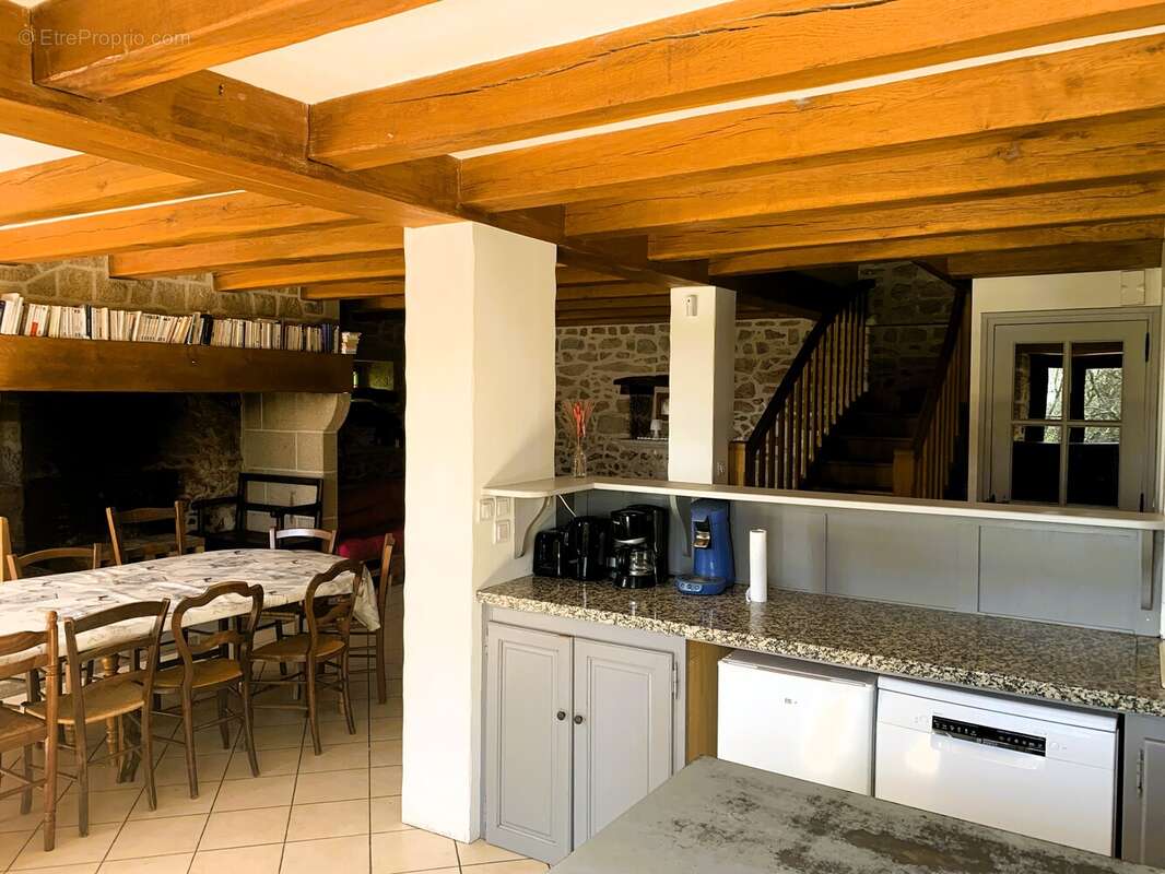 Maison à SARRAN