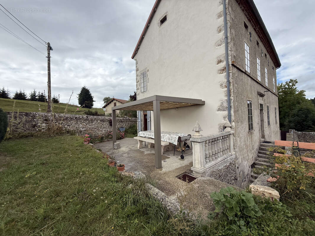 Maison à LACHAPELLE-GRAILLOUSE