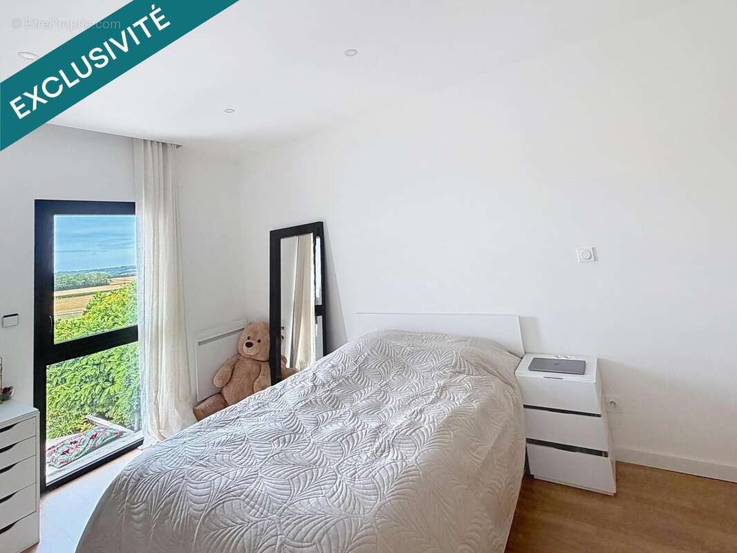 Maison 215 m² à Gueux  - photo 8