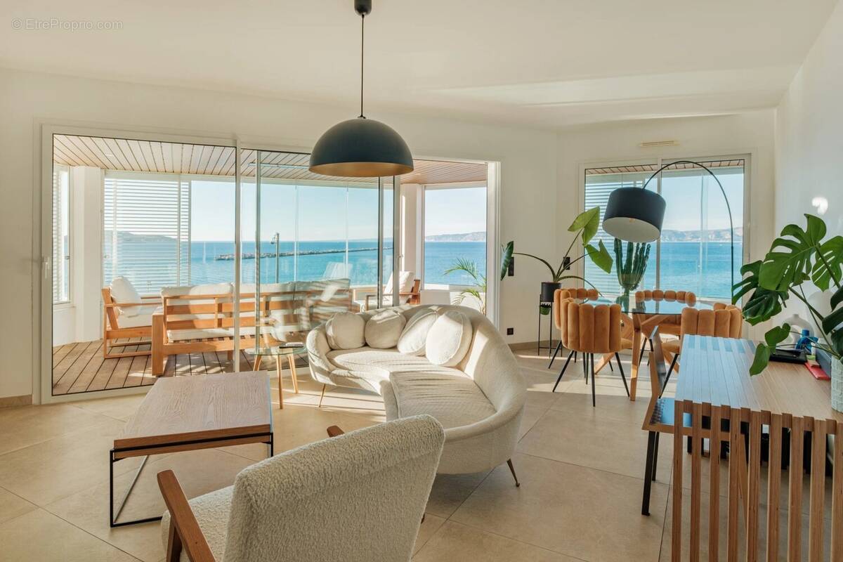 Appartement à MARSEILLE-7E