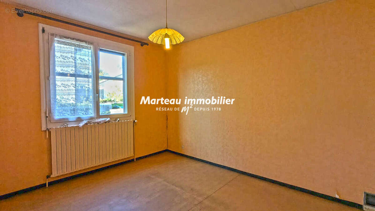 Maison à SAINT-AUBIN-DE-LOCQUENAY