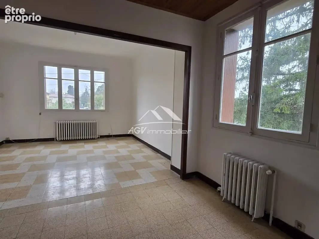 Maison avec deux logements et terrain constructible - photo 12