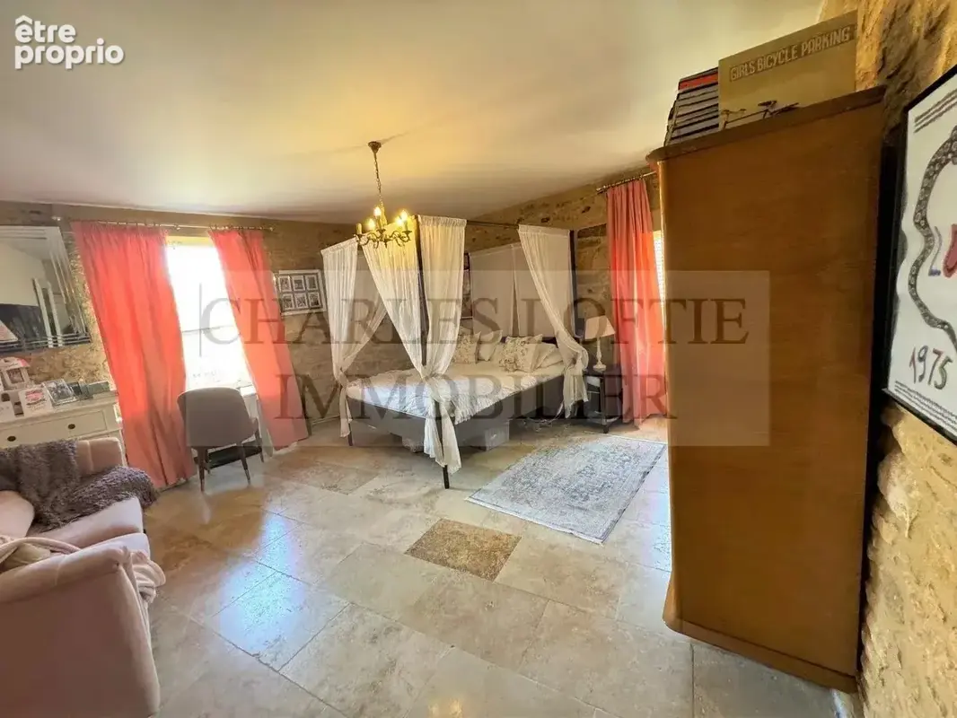 Superbe maison de Maître avec plusieurs granges, piscine et joli parc, aux abords d'un village dans la Bourian - photo 29