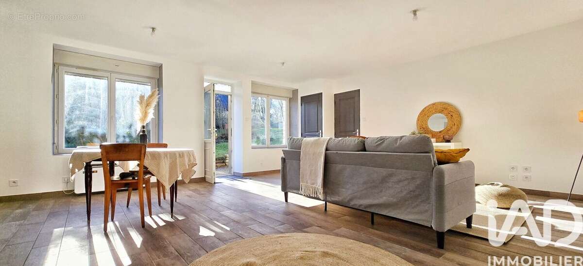 Photo 2 - Maison à ELVEN