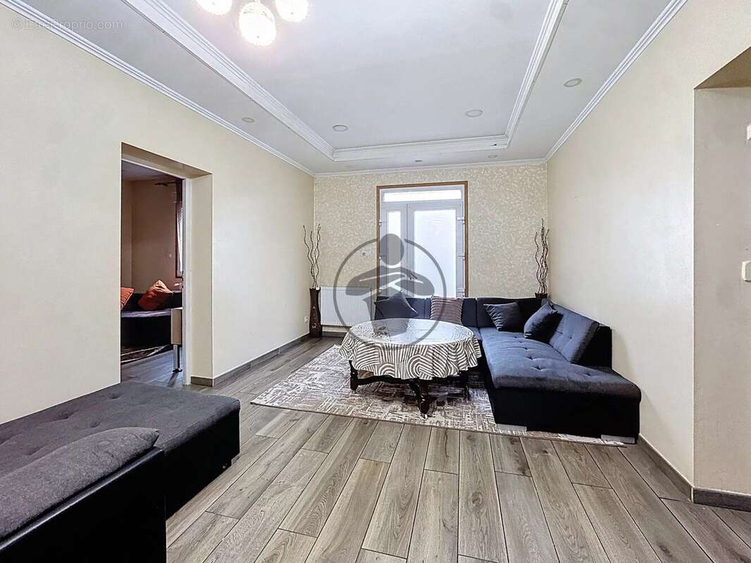 Maison à SAINT-QUENTIN