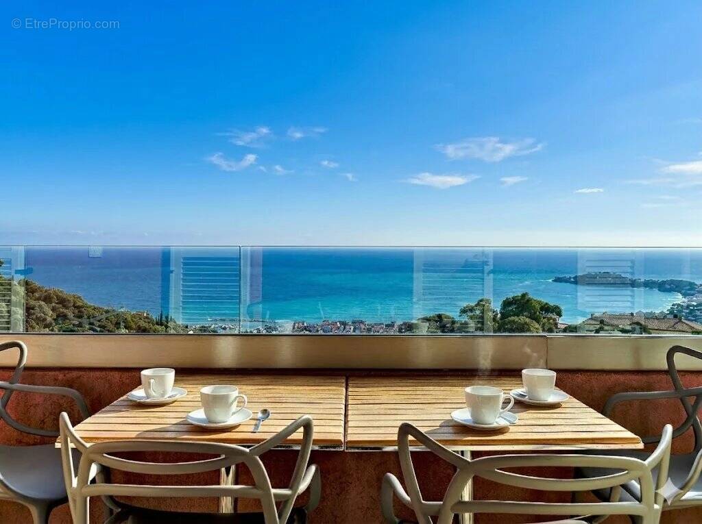 Appartement à VILLEFRANCHE-SUR-MER