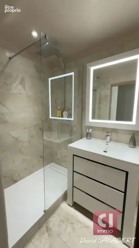 Villa à vendre à Garéoult avec piscine et appartement indépendant - photo 8