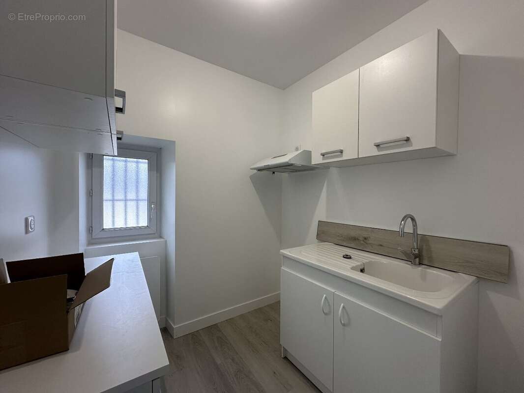 Maison à SAINT-YRIEIX-LA-PERCHE