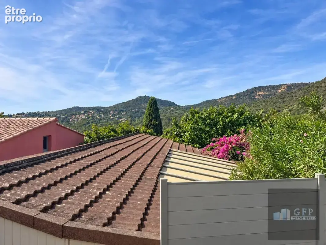 Photo Maison à Bormes-Les-Mimosas au prix de 280 000€