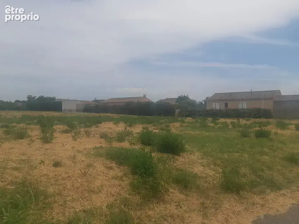 Terrain à SABRAN