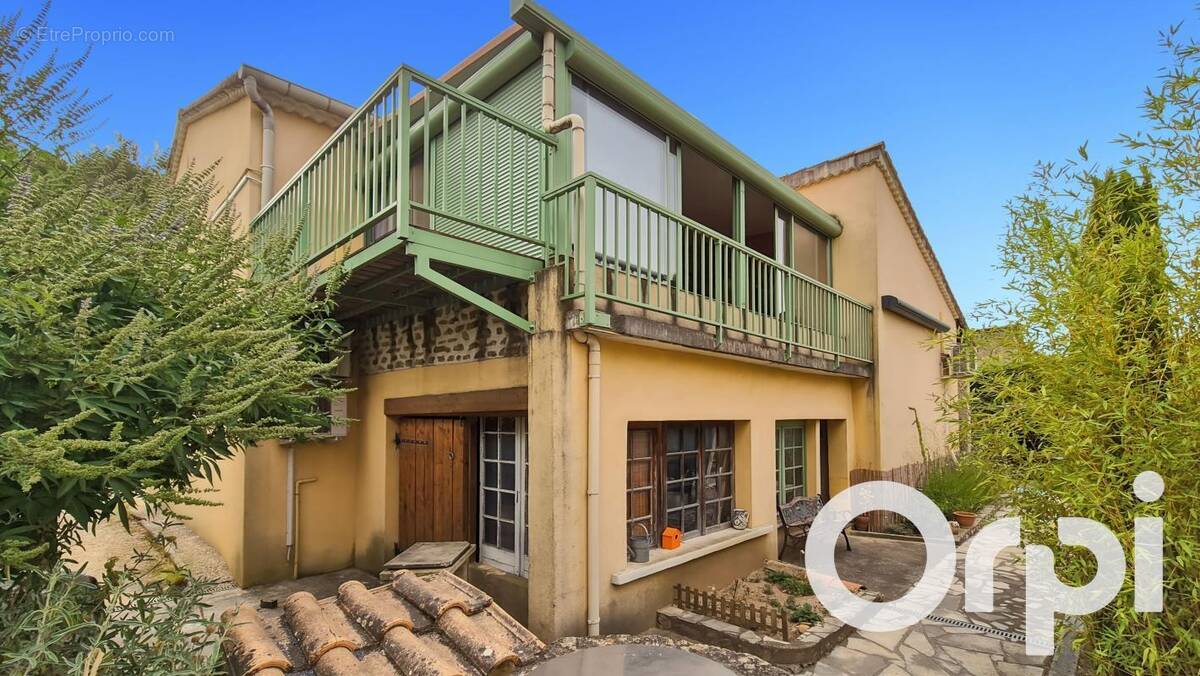 Maison à BAGNOLS-SUR-CEZE