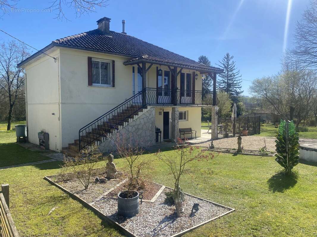 Maison à VERTEILLAC