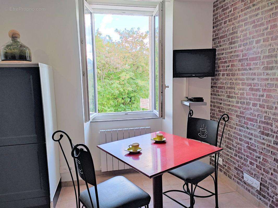Appartement à MEZEL