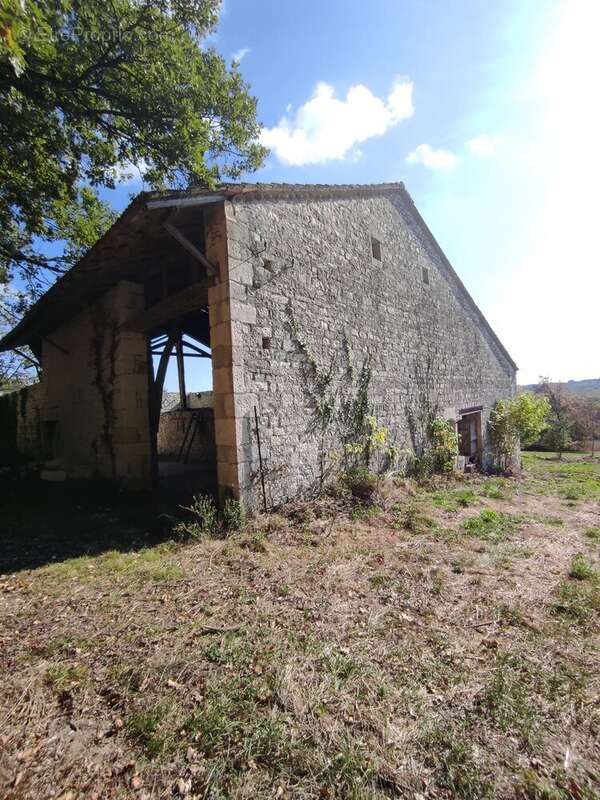 Maison à MONTDOUMERC