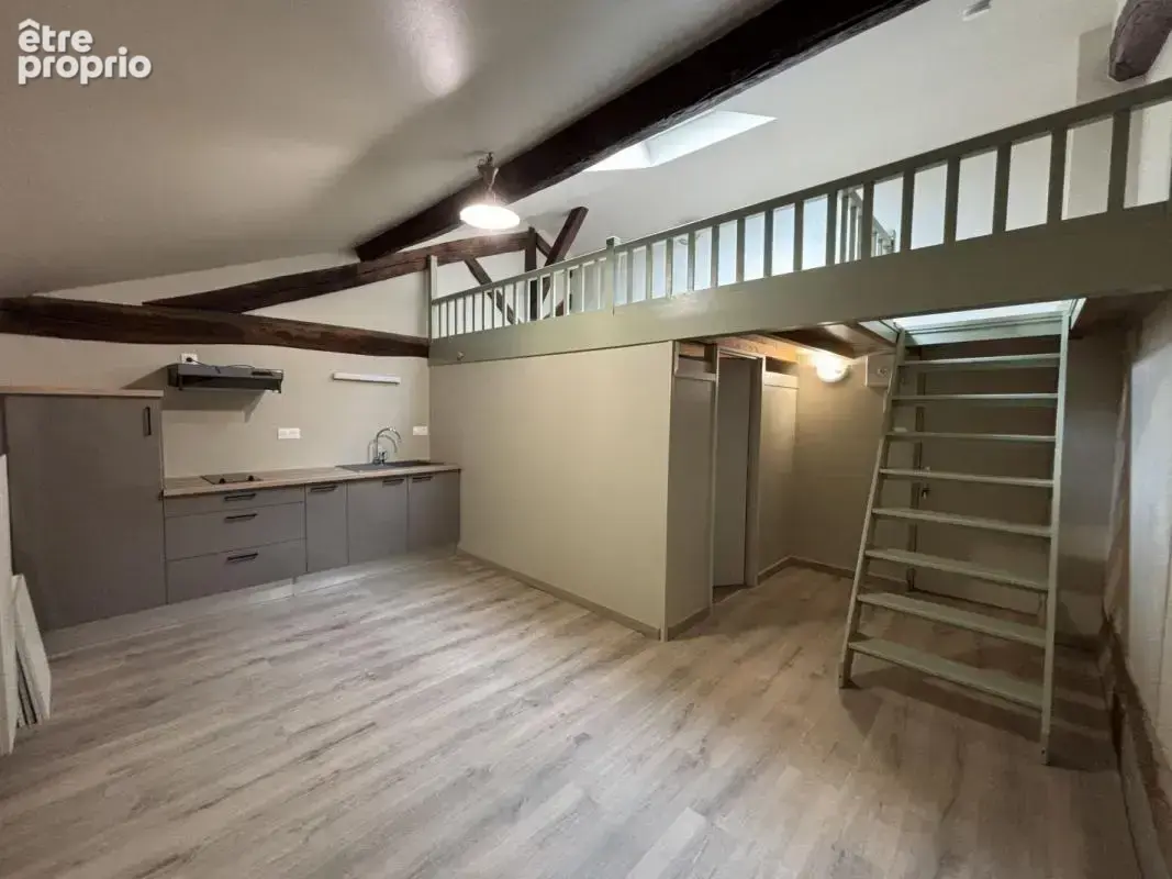 Appartement 407 m² à Bourg-En-Bresse  - photo 4