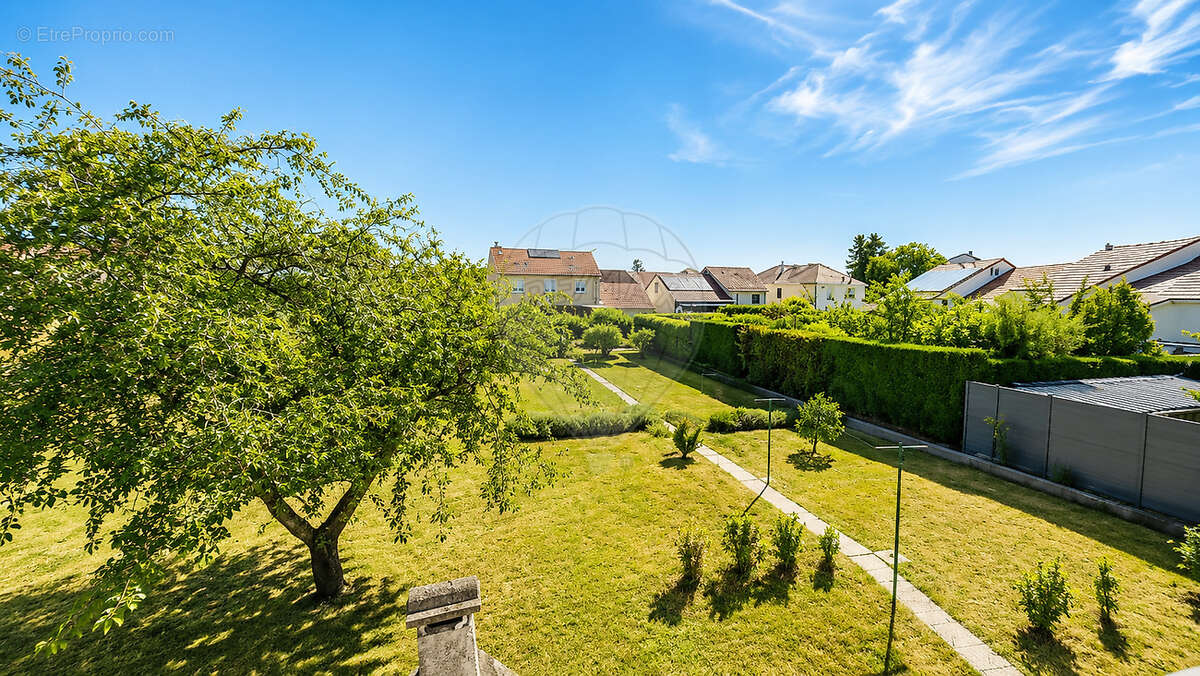 Maison à LAQUENEXY