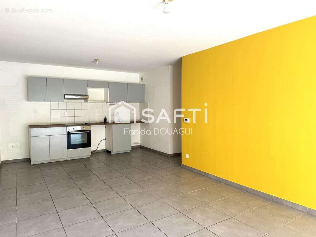Photo 6 - Appartement à MARSEILLE-13E