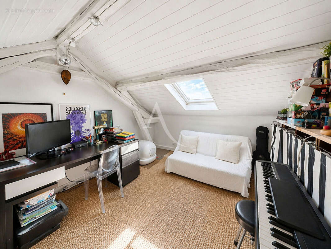 Appartement à FONTENAY-SOUS-BOIS