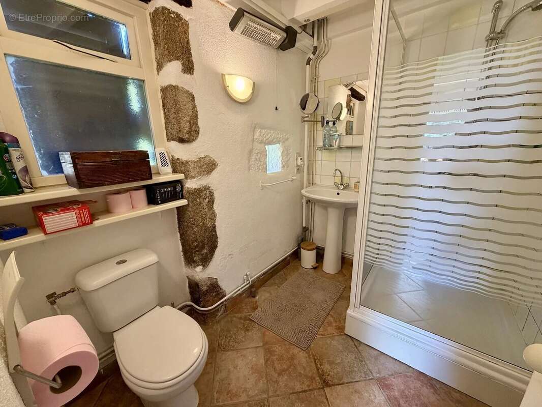 Maison à CHARBONNAT