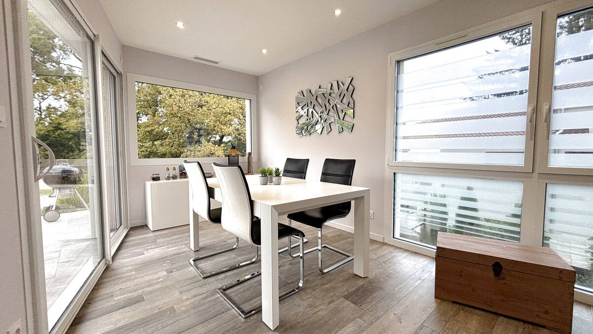 Appartement à FRANCHEVILLE