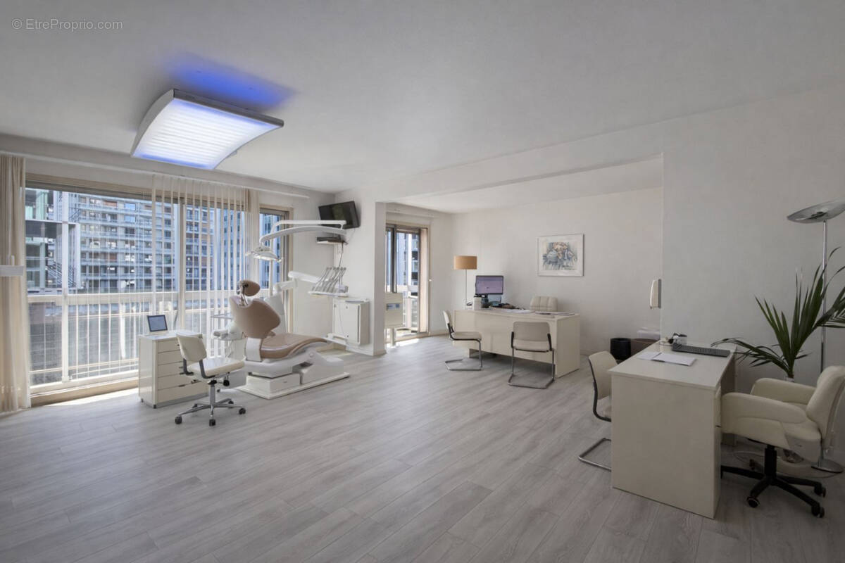 Appartement à PARIS-12E
