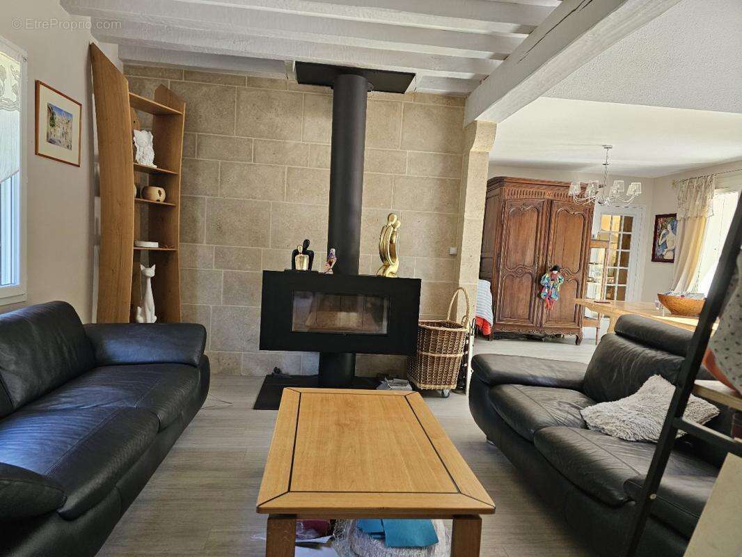 Maison 200 m² à Saint-Germain-De-Pasquier  - photo 7