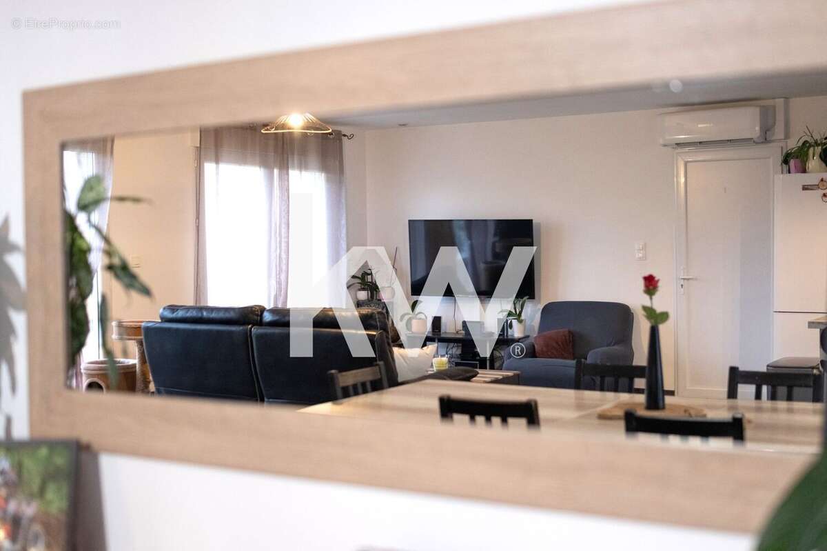 Maison à COMPREIGNAC