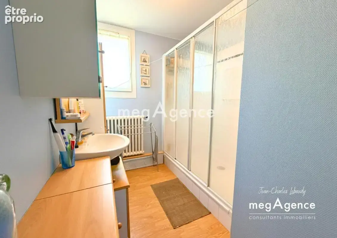 Appartement 5 pièce vue mer - Centre Ville - photo 7