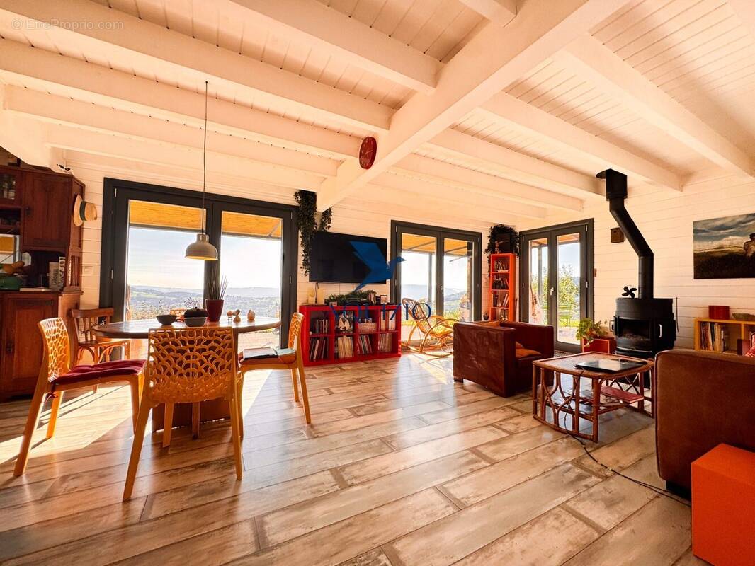 Maison à VIUZ-EN-SALLAZ