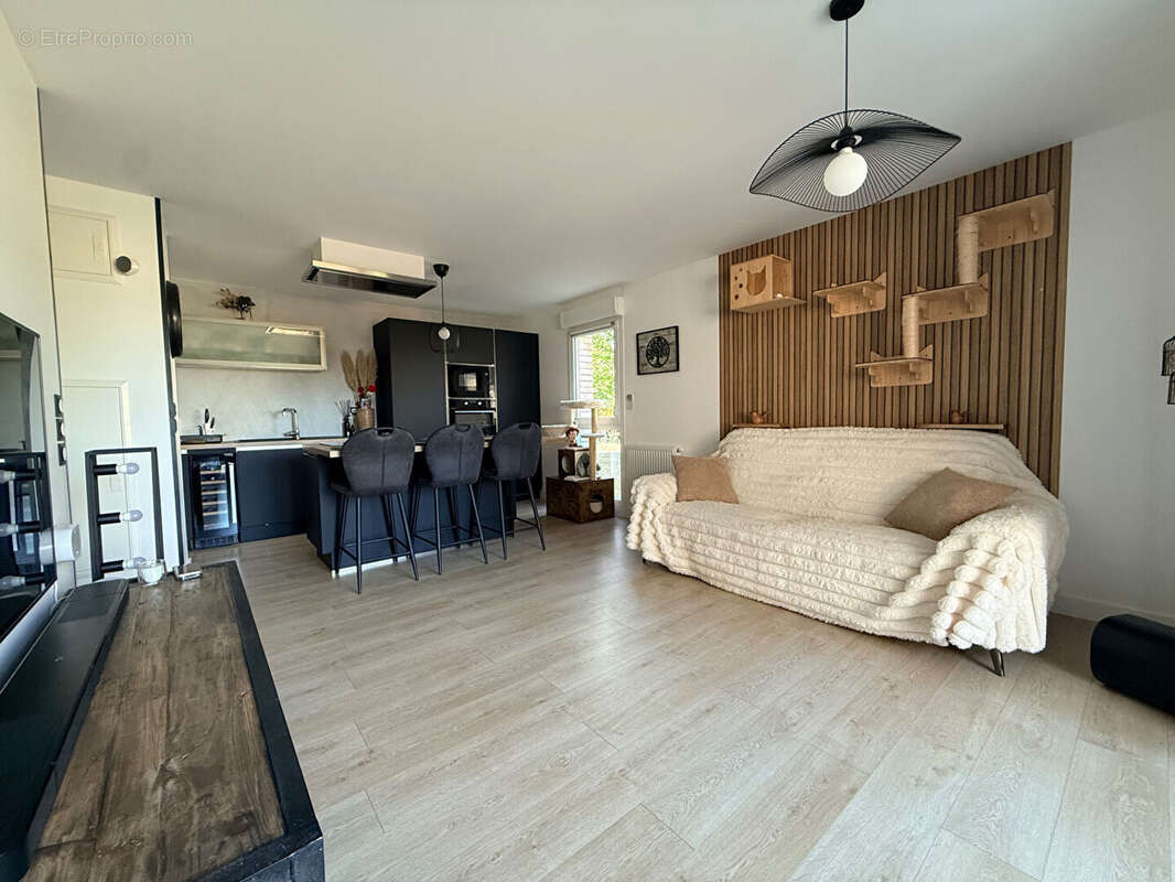 Appartement t3 rez-de-jardin - photo 2