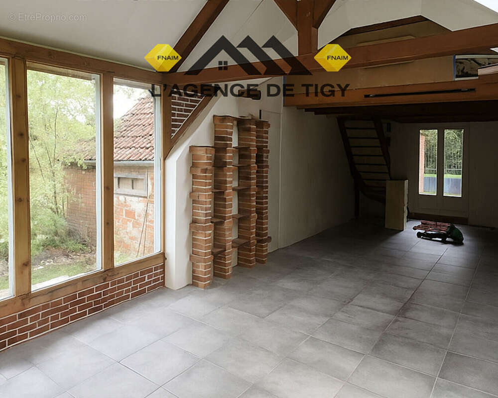 Maison à VANNES-SUR-COSSON