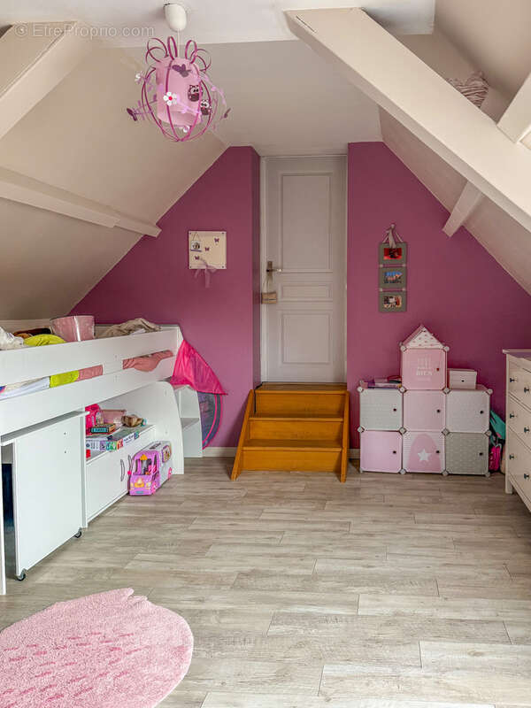 Maison à PERONNE-EN-MELANTOIS