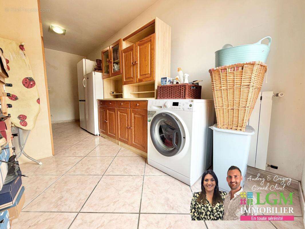 Maison de plain-pied, 4 chambres, piscine, 1000m2 de terrain, au calme, proche du centre - photo 19