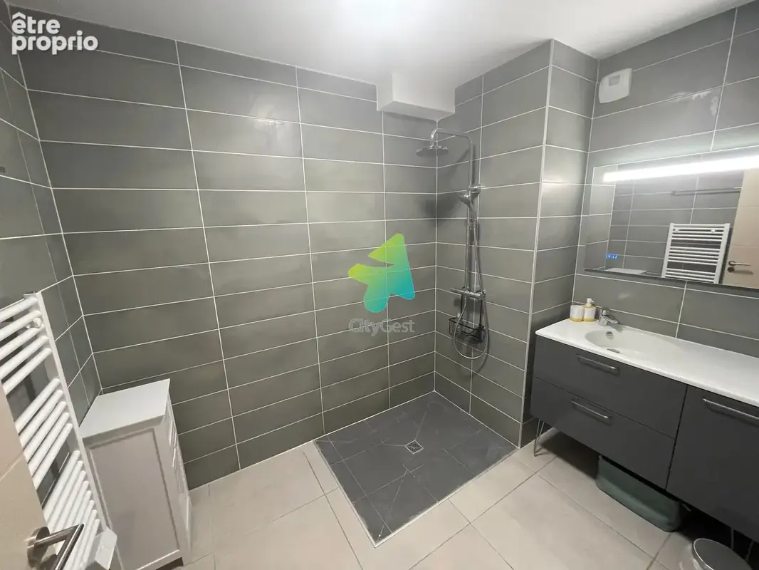 Appartement T2 climatisé avec terrasse vue mer et parking dans résidence neuve sécurisée - photo 8