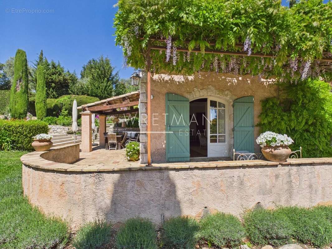 Maison à OPIO
