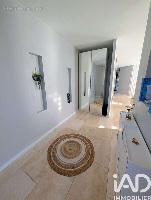 Photo 2 - Maison à SAINT-JEAN-DE-BRAYE