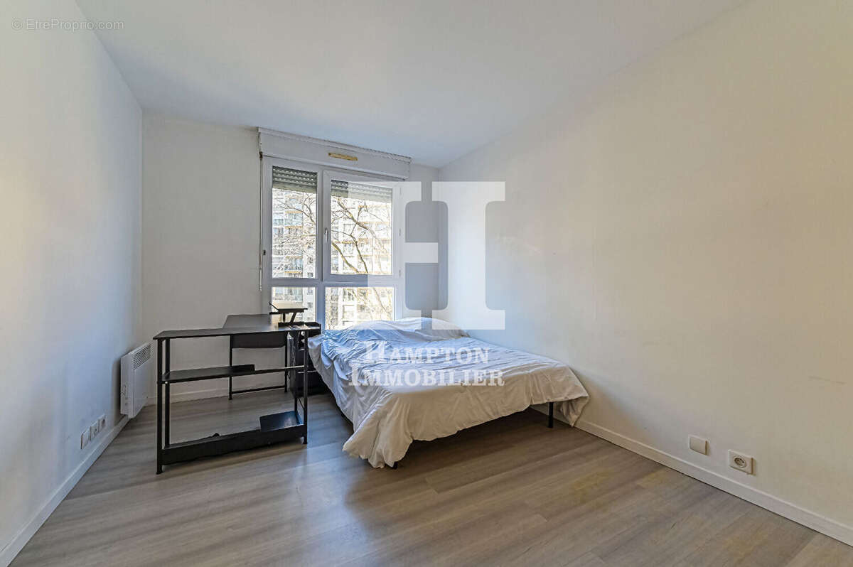 Appartement à PARIS-19E