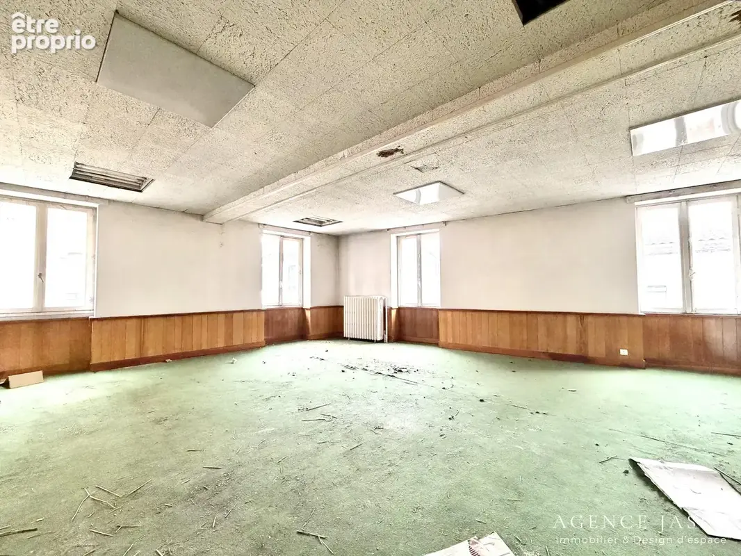 Appartement 190 m² à vendre à Sury-Le-Comtal (42450) - photo 4
