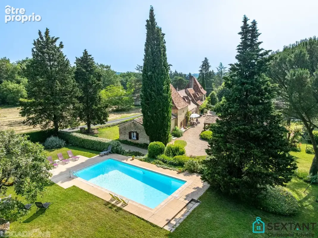 Domaine périgourdin de 400 M2 habitables sur 12 ha de parc avec pisicne - photo 15