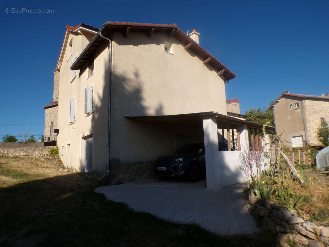MAISON DE VILLAGE - 5 chambres de 167 m2 au coeur de Saint-Jeure-d'Andaure- Vue dégagée - photo 14
